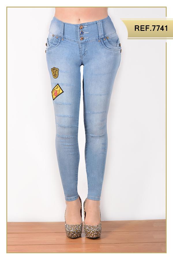 Spectacular Colombian Push up Jean with appliques