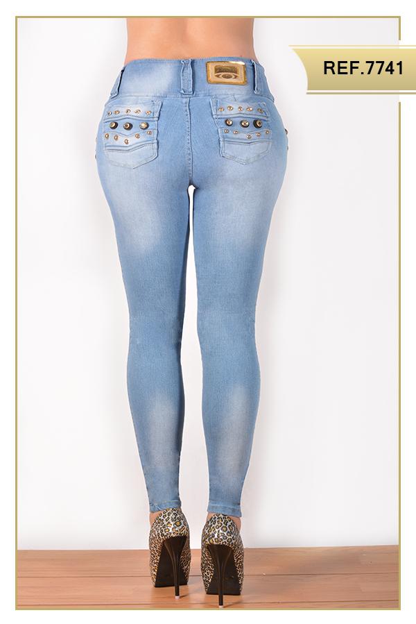 Spectacular Colombian Push up Jean with appliques
