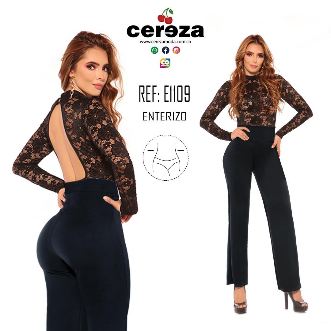 Colombian full bodied with tail lift effect and long-sleeved blouse and embroidered with transparencies.