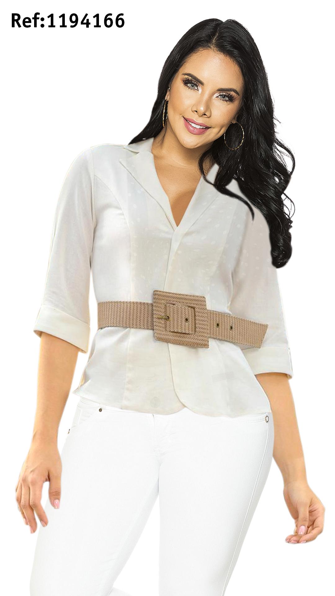 Colombian blouse with sleeves to the forearm and decorated belt