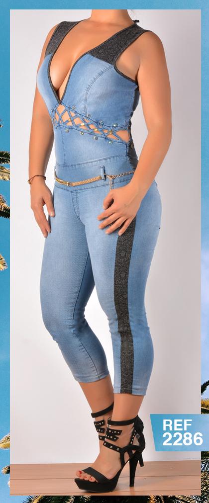Enterizo Colombiano tipo Capri levantacola Enterizo Colombiano tipo Capri levantacola