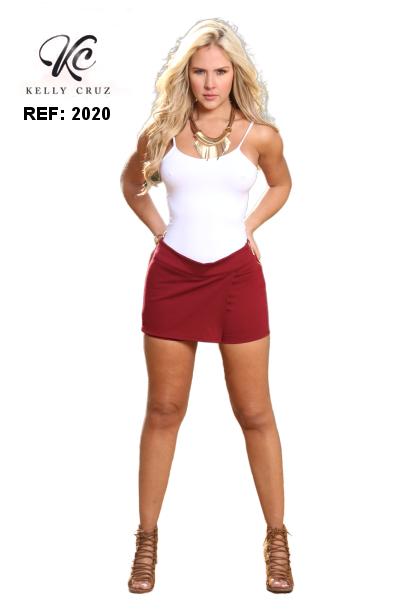 Hermosa Falda-Short Colombiana con Tela Fresca para la Temporada y diseño Levanta Cola Hermosa Falda-Short Colombiana con Tela Fresca para la Temporada y diseño Levanta Cola
