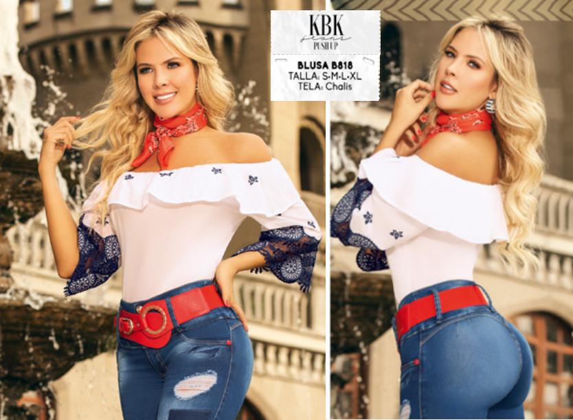 Comprar Sexy Blusa Colombiana con Estilo de boleros en la mangas y el escote, hombros descubiertos. Color blanco, marca KABUKY
